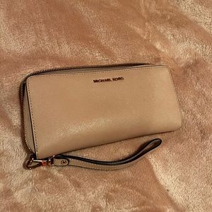 Michael Kors Travel Wallet